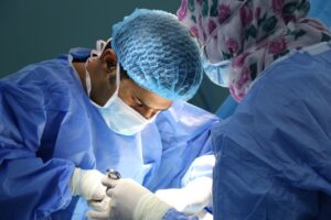 Cirurgia da coluna minimamente invasiva