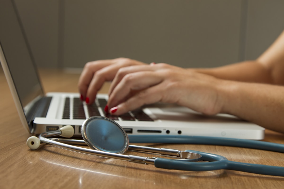 Cirurgia de coluna cervical minimamente invasiva